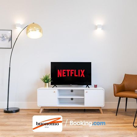 Two Bedroom Apartment At Buonomo Stays Short Lets & Serviced Accommodation Close To Wimbledon Tennis Courts London Kültér fotó