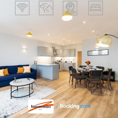 Two Bedroom Apartment At Buonomo Stays Short Lets & Serviced Accommodation Close To Wimbledon Tennis Courts London Kültér fotó