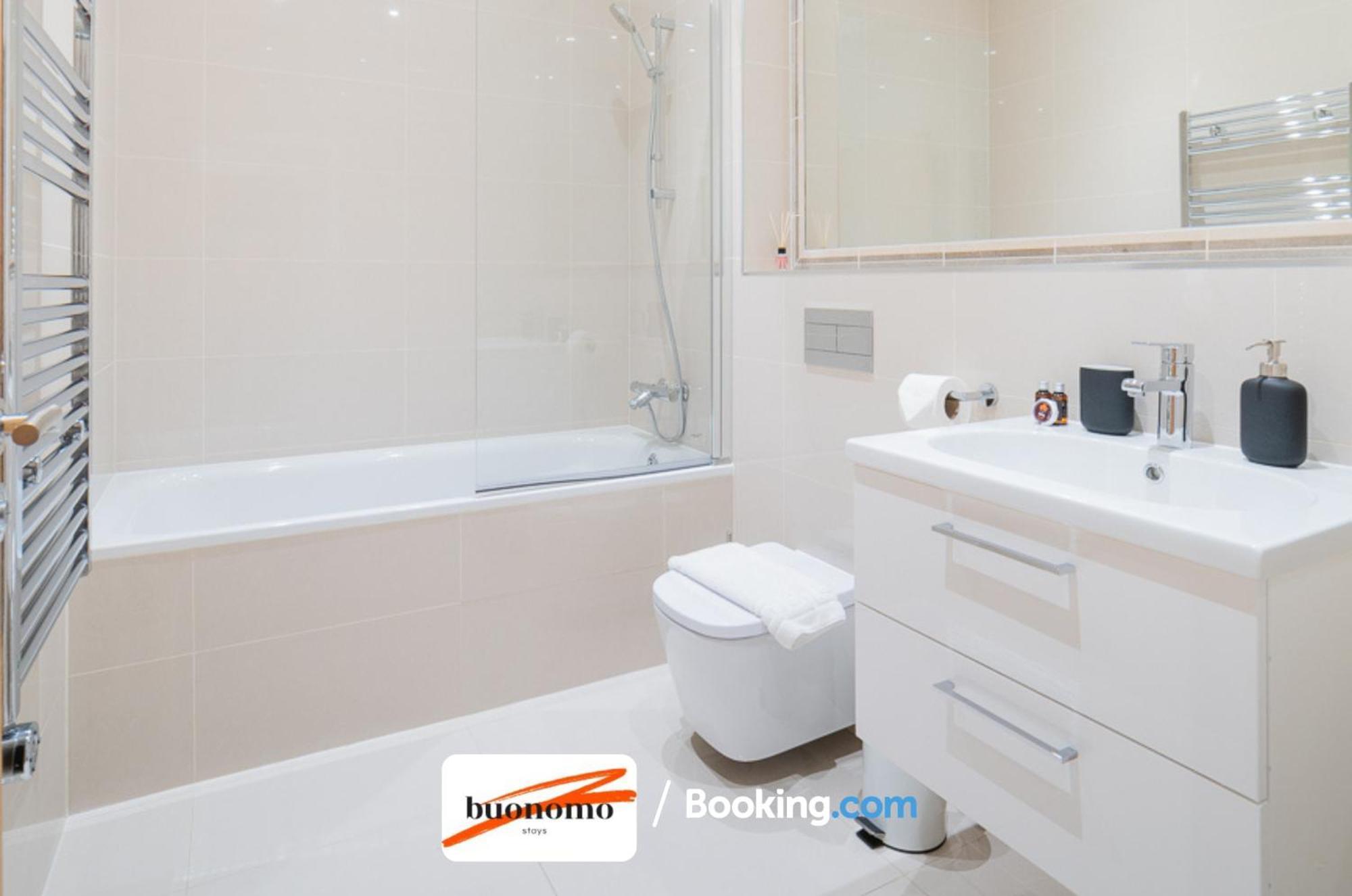 Two Bedroom Apartment At Buonomo Stays Short Lets & Serviced Accommodation Close To Wimbledon Tennis Courts London Kültér fotó