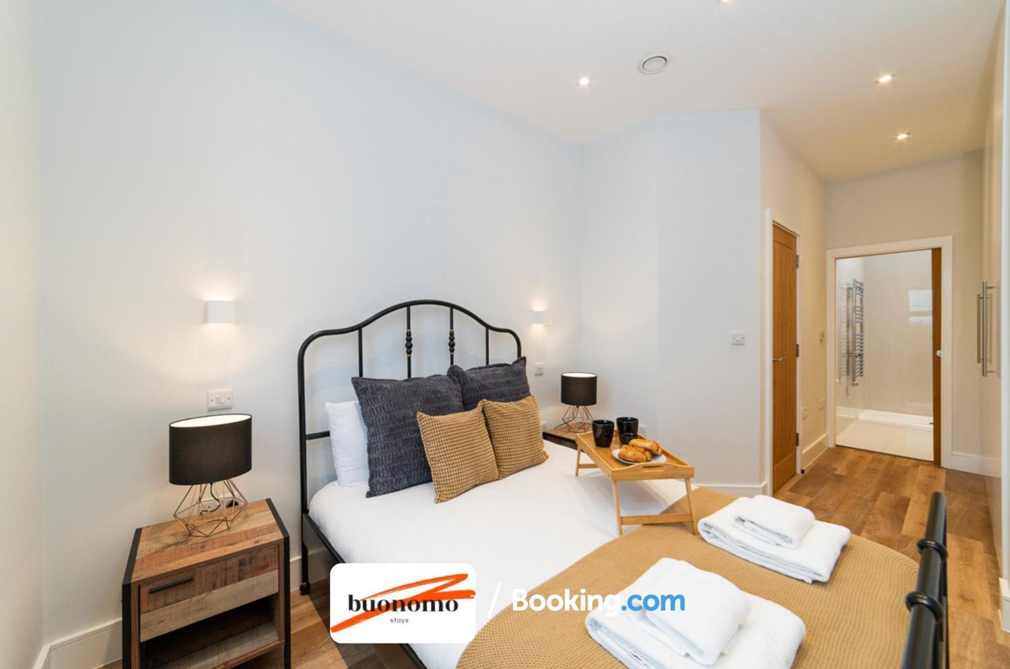 Two Bedroom Apartment At Buonomo Stays Short Lets & Serviced Accommodation Close To Wimbledon Tennis Courts London Kültér fotó