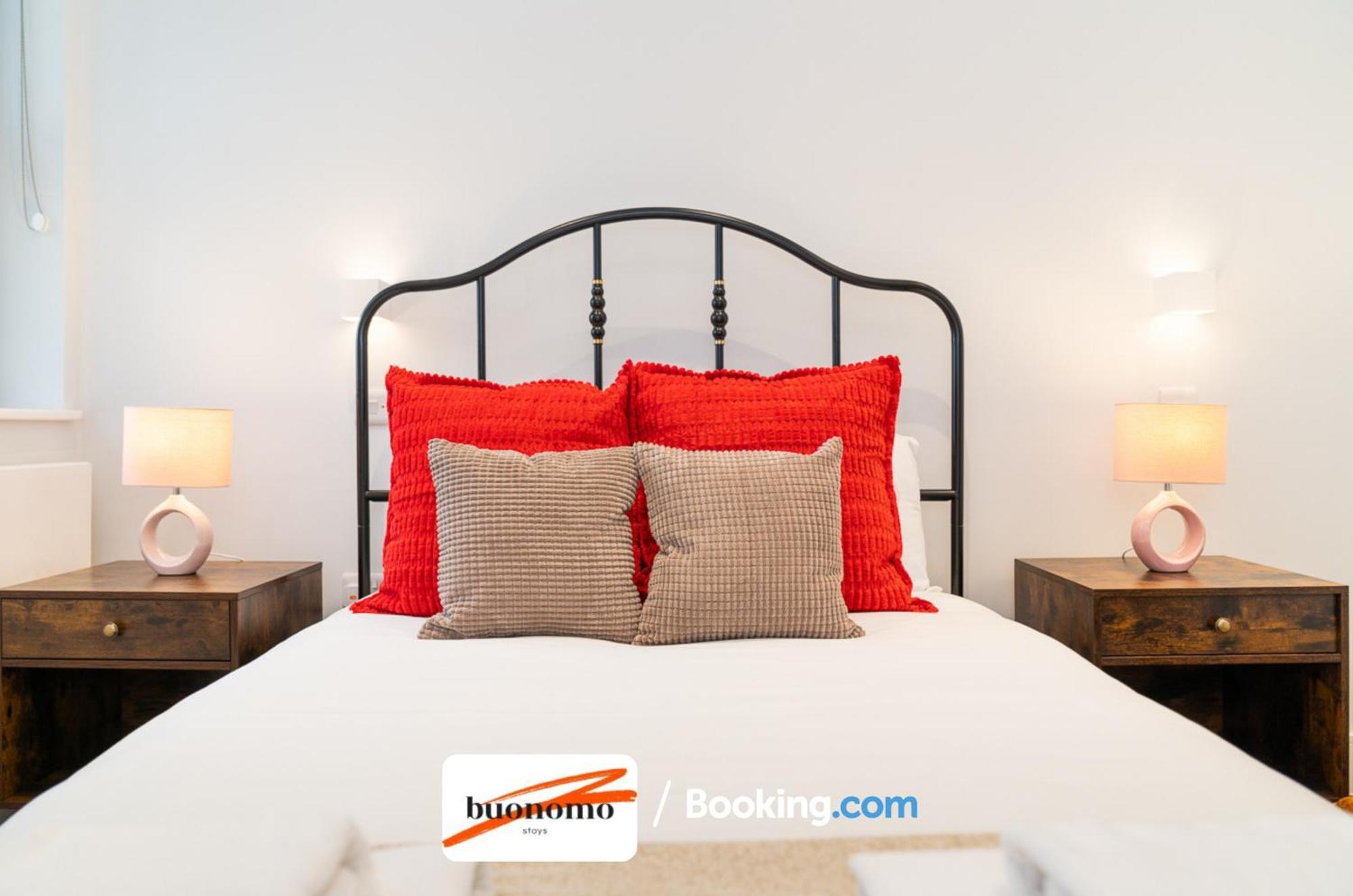 Two Bedroom Apartment At Buonomo Stays Short Lets & Serviced Accommodation Close To Wimbledon Tennis Courts London Kültér fotó