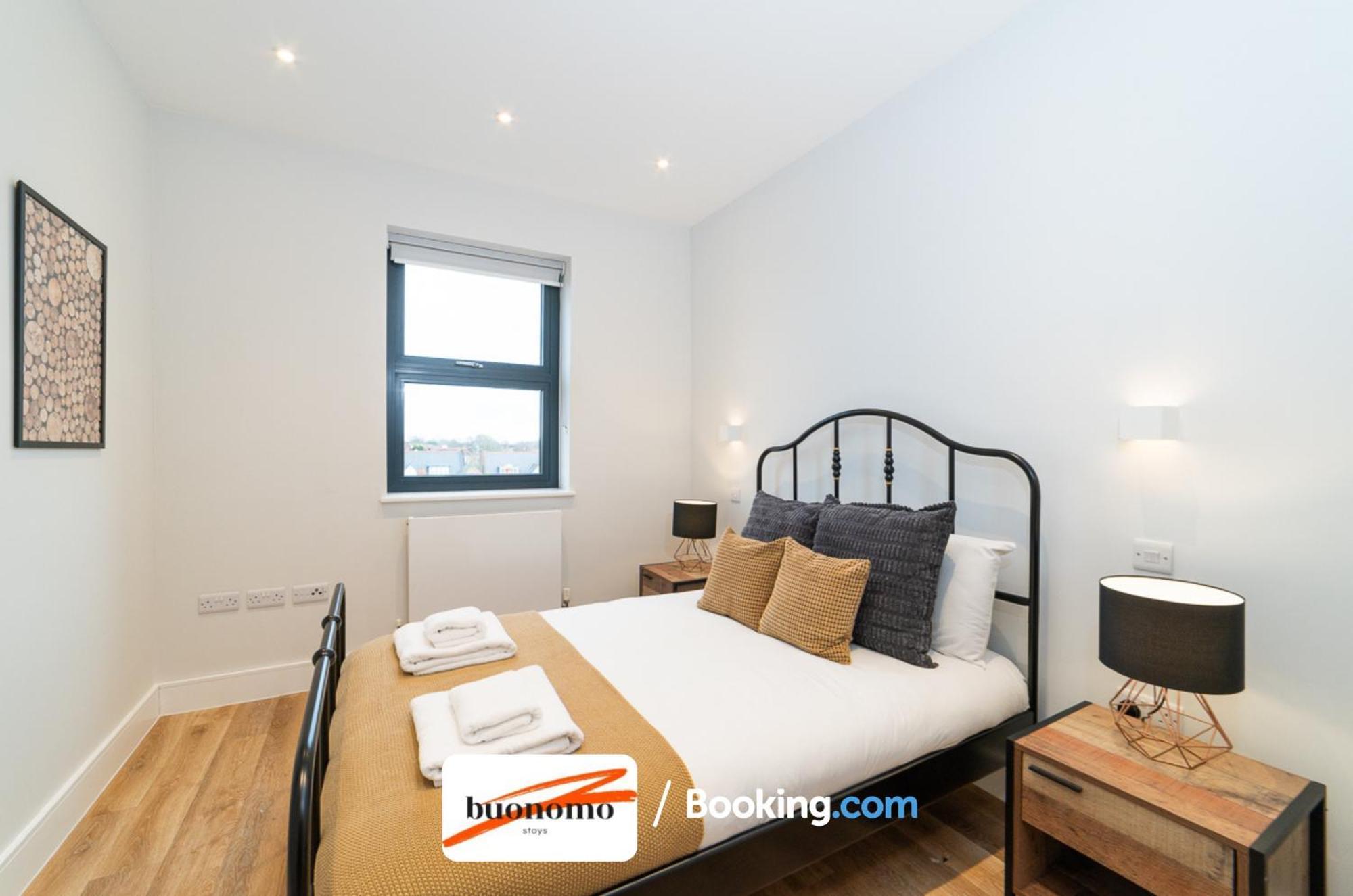 Two Bedroom Apartment At Buonomo Stays Short Lets & Serviced Accommodation Close To Wimbledon Tennis Courts London Kültér fotó