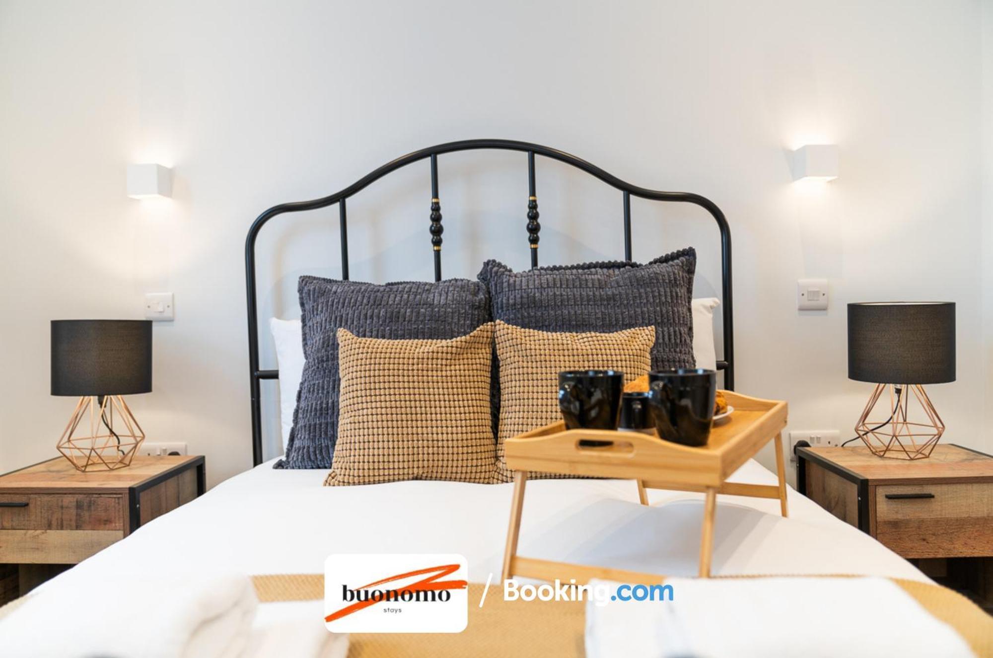 Two Bedroom Apartment At Buonomo Stays Short Lets & Serviced Accommodation Close To Wimbledon Tennis Courts London Kültér fotó