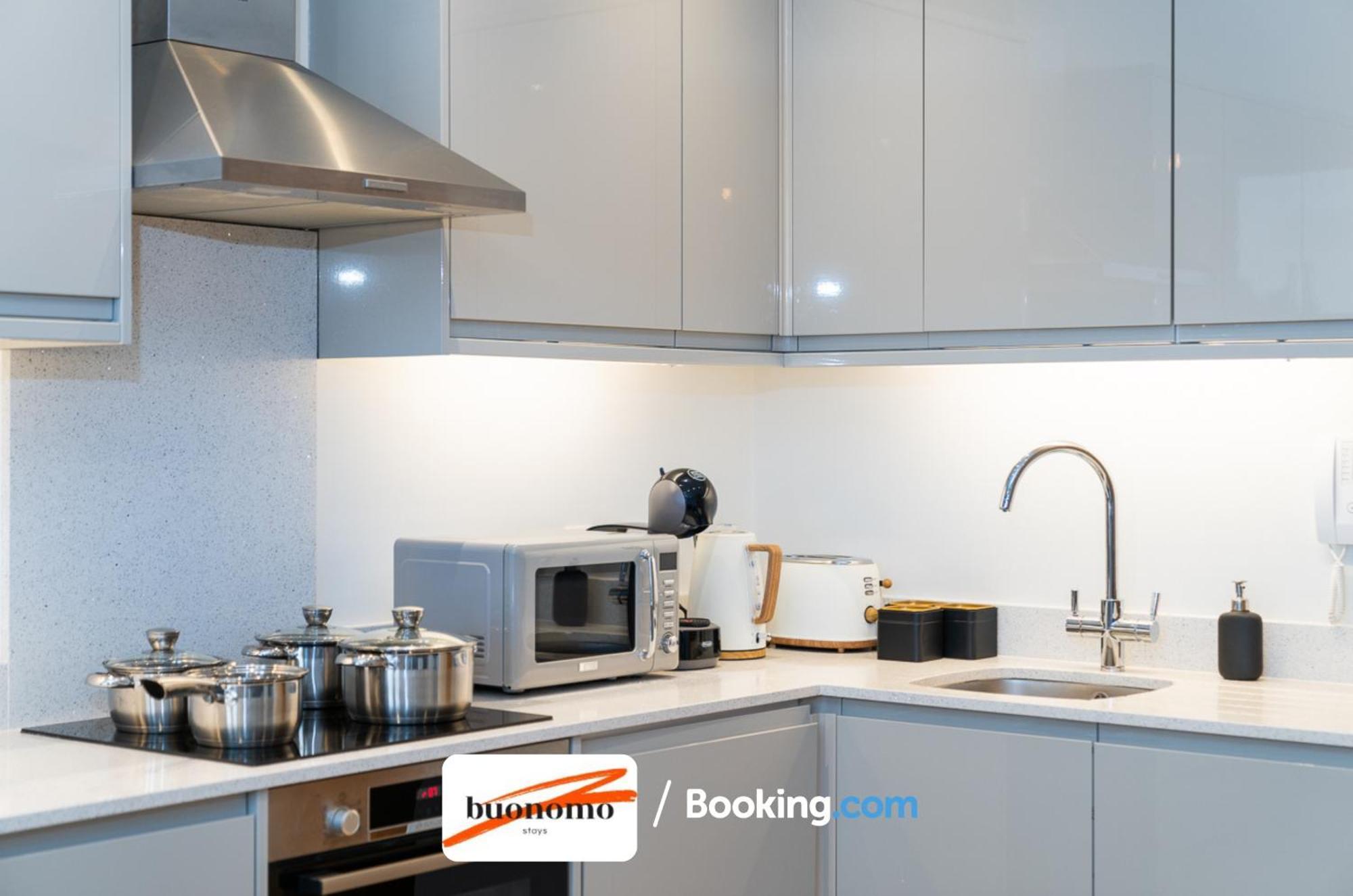 Two Bedroom Apartment At Buonomo Stays Short Lets & Serviced Accommodation Close To Wimbledon Tennis Courts London Kültér fotó